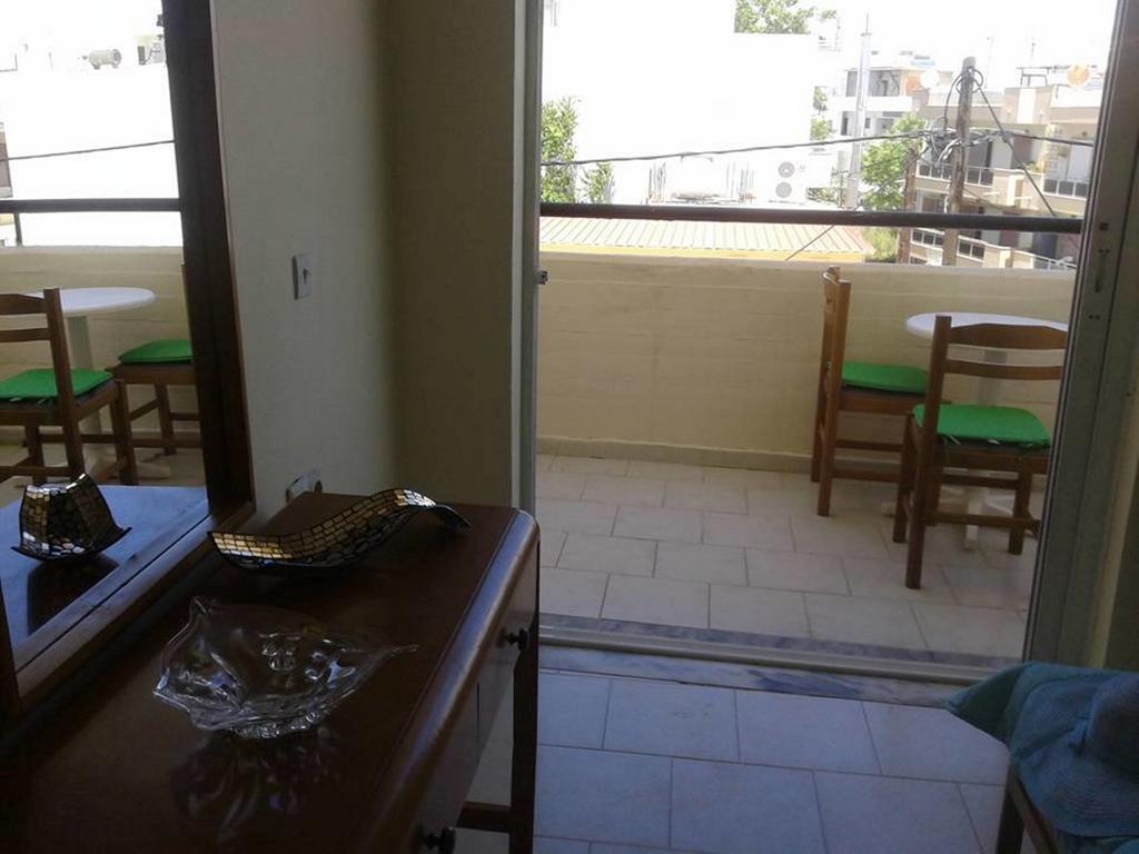 Pantheon Apartments Kos Town Cidade de Kos Exterior foto