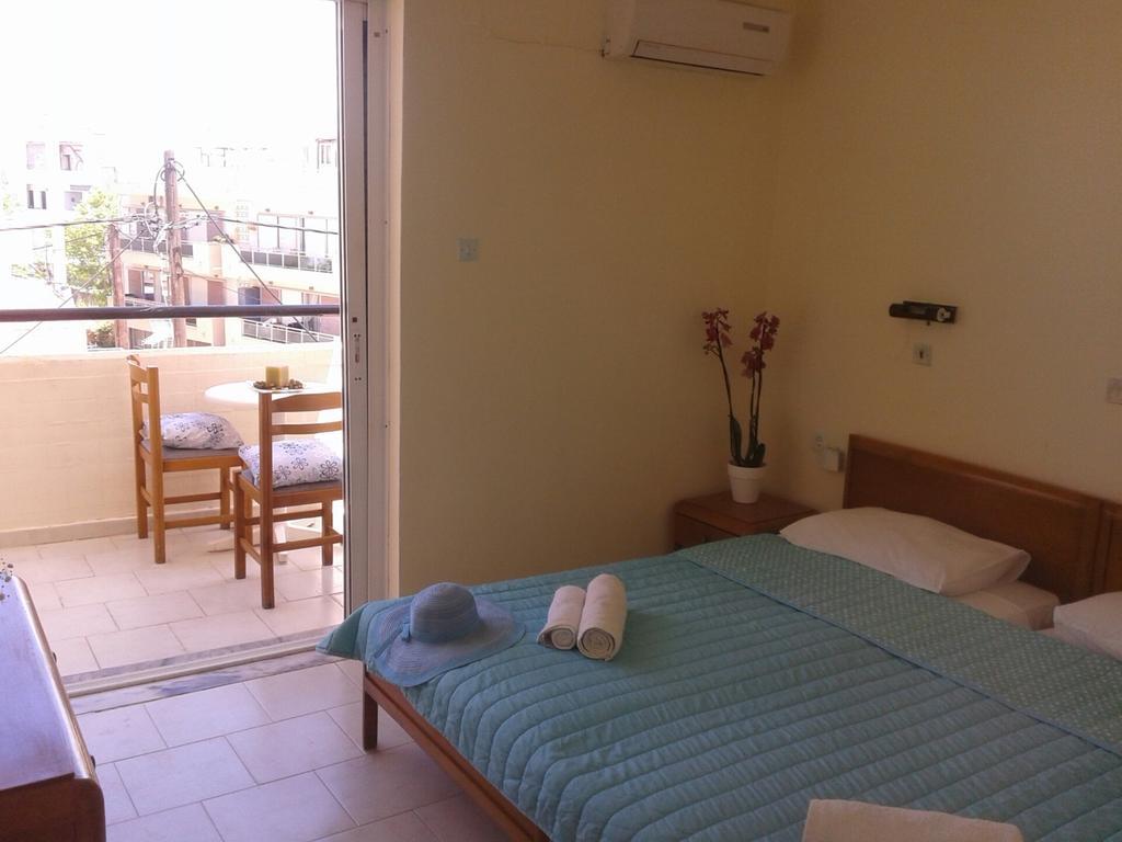 Pantheon Apartments Kos Town Cidade de Kos Exterior foto